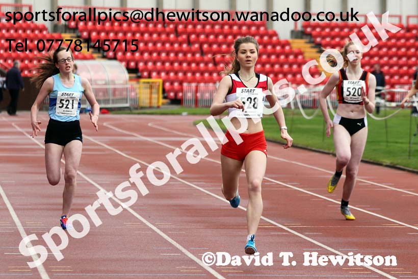 Womens under-17s, North East Track and Field Champs., Gateshead. Photo: David T. Hewitson/Sports for All Pics